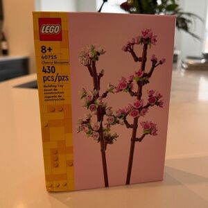 LEGO Cherry Blossom Display Set with Pink and White Flowers